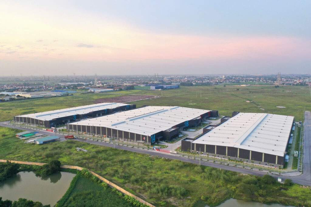 Factory for lease with huge area