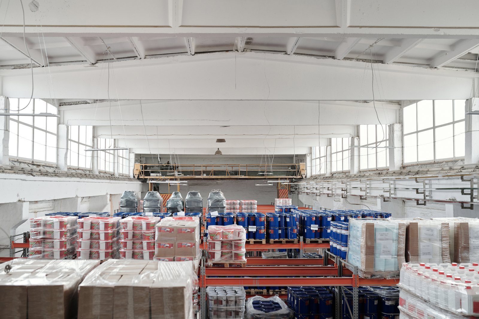 Warehouse for lease