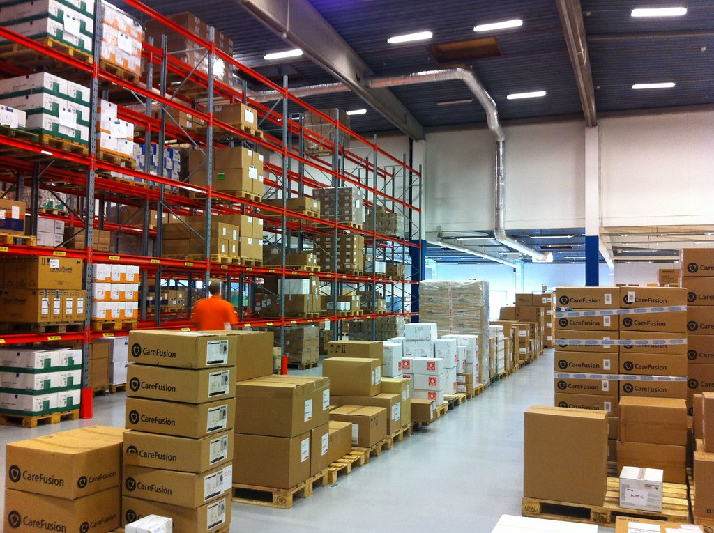 industrial warehouse for lease
