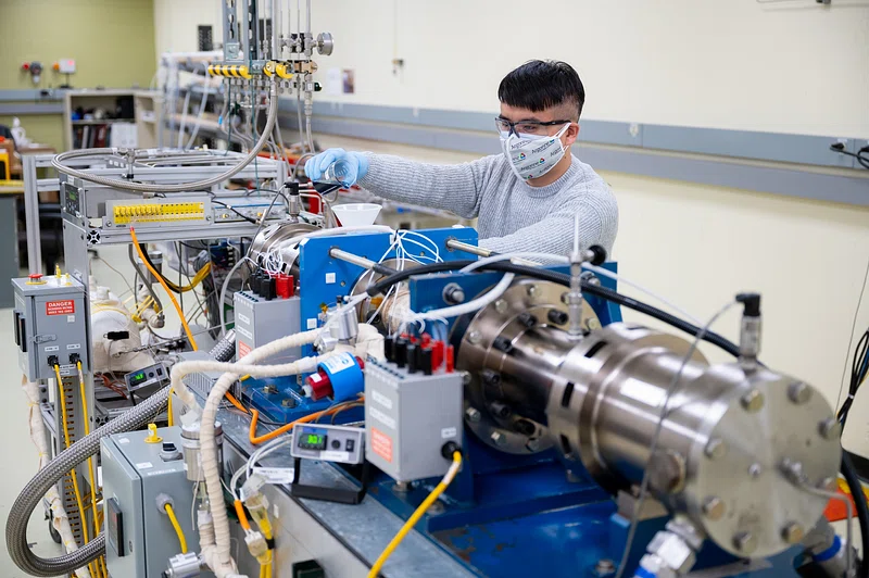 ​​Global Manufacturers Relocate to Vietnam Over China - Unraveling the Investment Landscape
