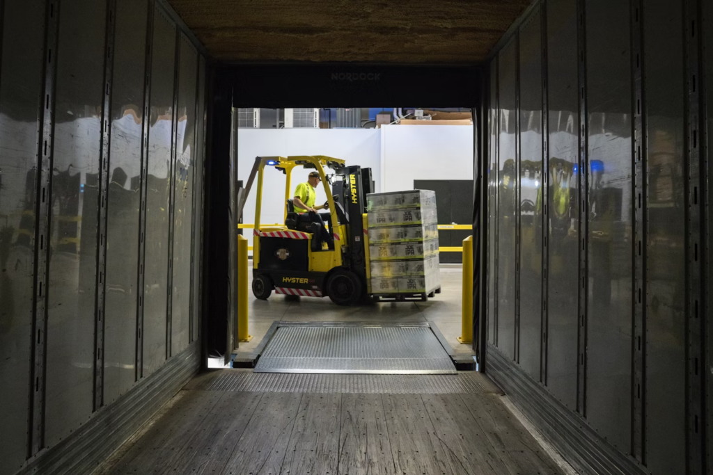 How to Find a Good Industrial Warehouse for Lease in Vietnam?